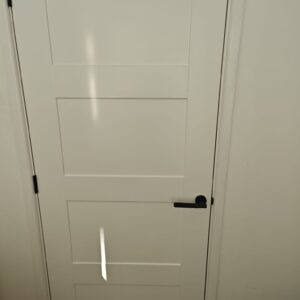 shaker door supply and fitted including handles and hinges £135